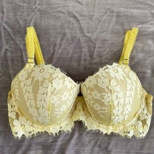 Victoria’s Secret Dream Angels Demi Lace Bra Yellow 32D